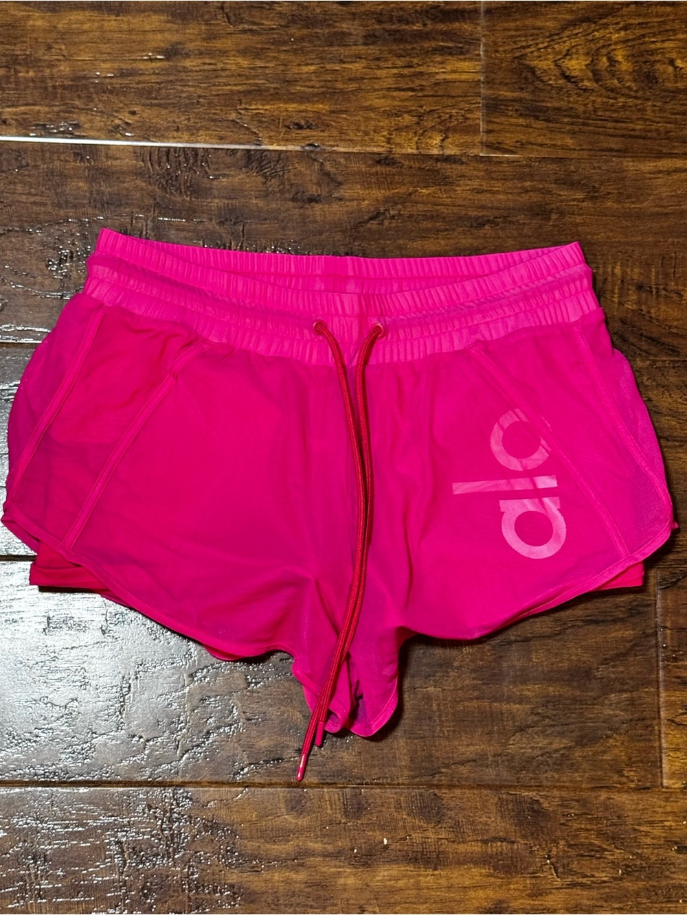 Alo Yoga Ambience Shorts Neon Pink Size Small